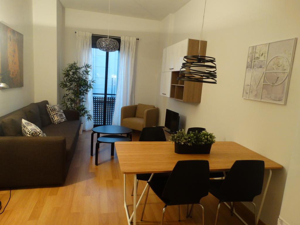 Malaga Apartamentos - Jinetes, 14 Екстериор снимка