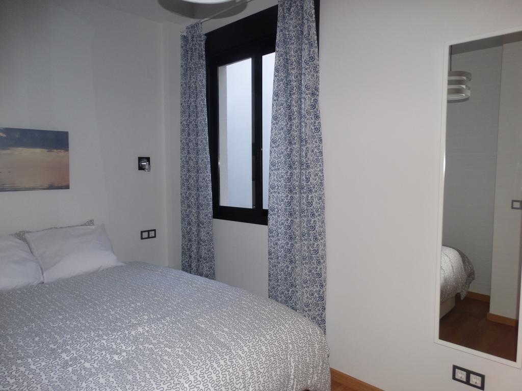Malaga Apartamentos - Jinetes, 14 Екстериор снимка