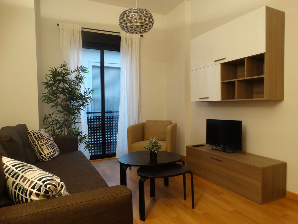 Malaga Apartamentos - Jinetes, 14 Екстериор снимка